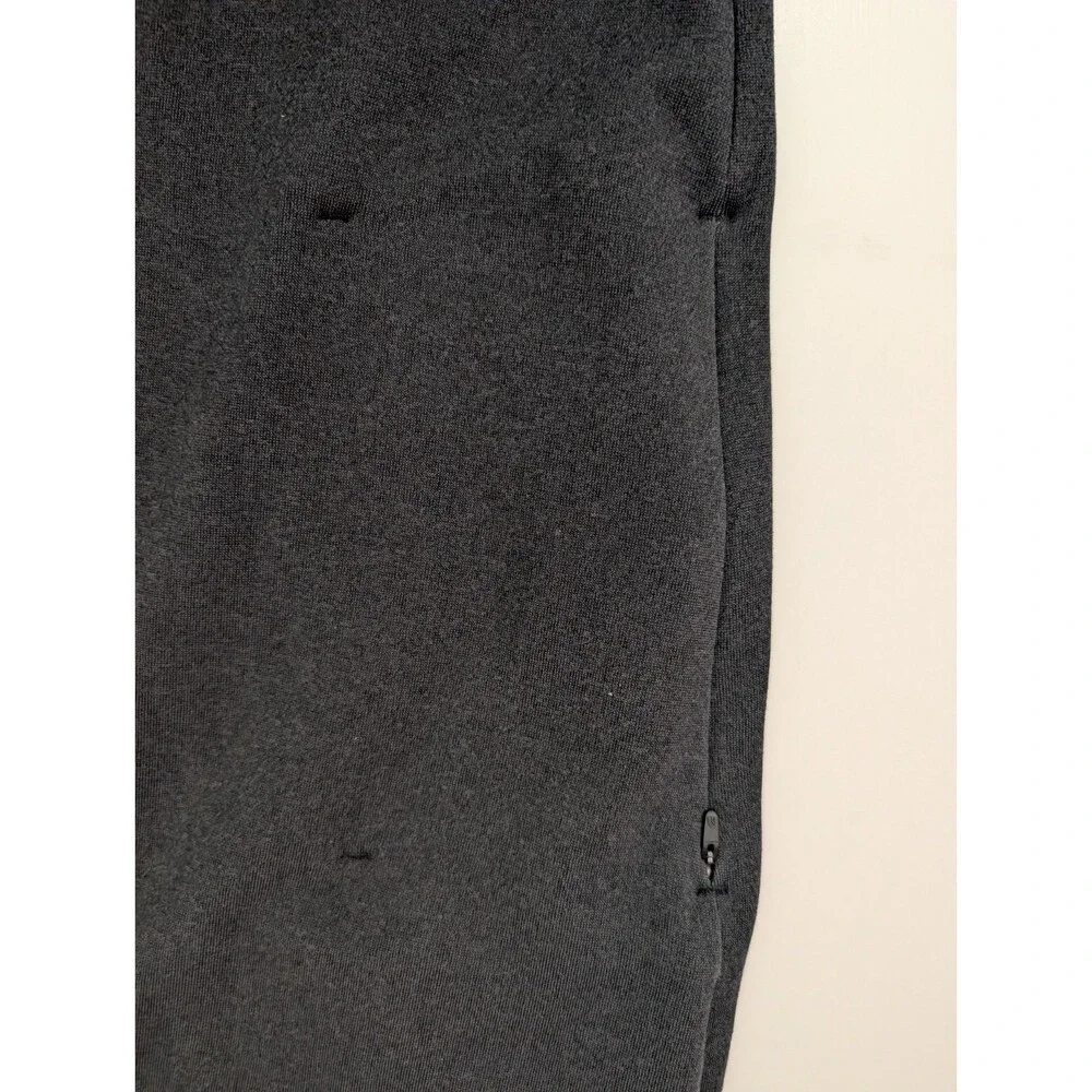 The North Face Men's Joggers M Medium Gray Sweatpants NF0A7ZUX FA22